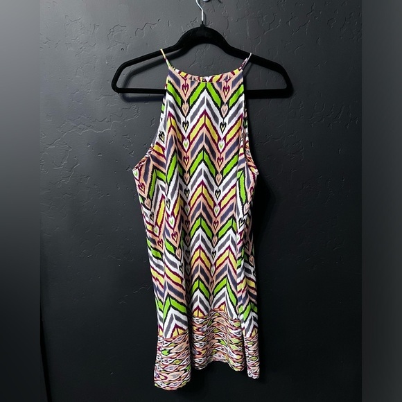 Meghan Los Angeles Geometric Spaghetti Strap Keyhole
Neck Mini Dress Size: S - Picture 1 of 10